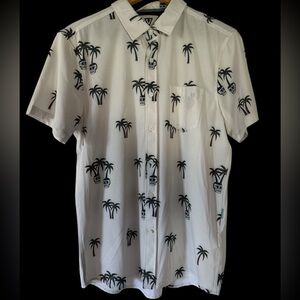 VISSLA Calypso Hybrid Eco Button Down Shirt